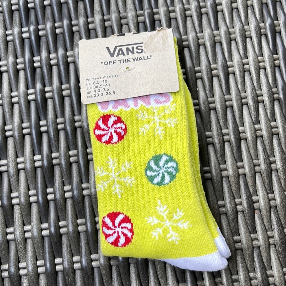 VANS “Off The Wall” Women’s socks  
NWT - Picture 9 of 16